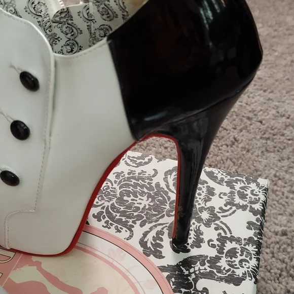 Platform heels - Picture 3 of 5